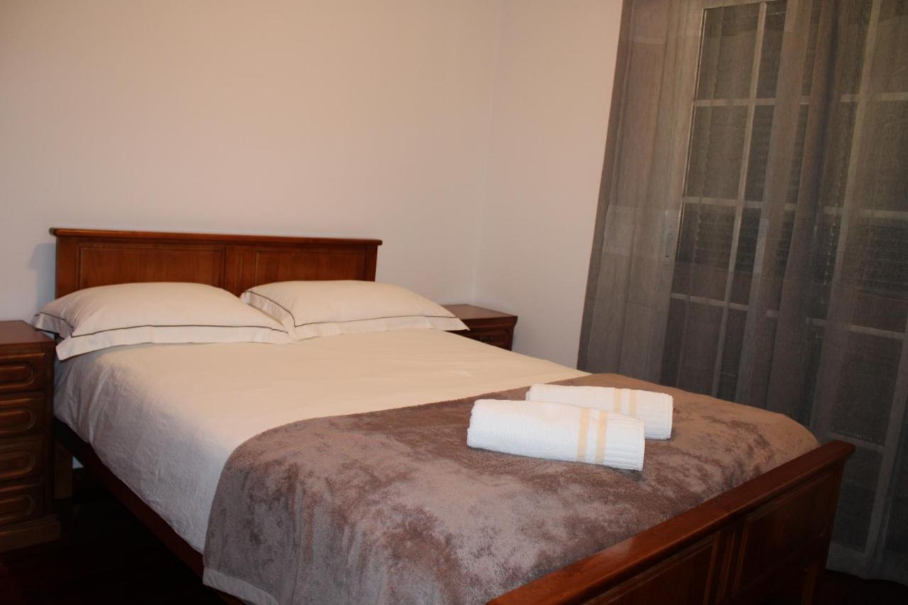 Moradia - Osei Villa Santa Cruz  Buitenkant foto